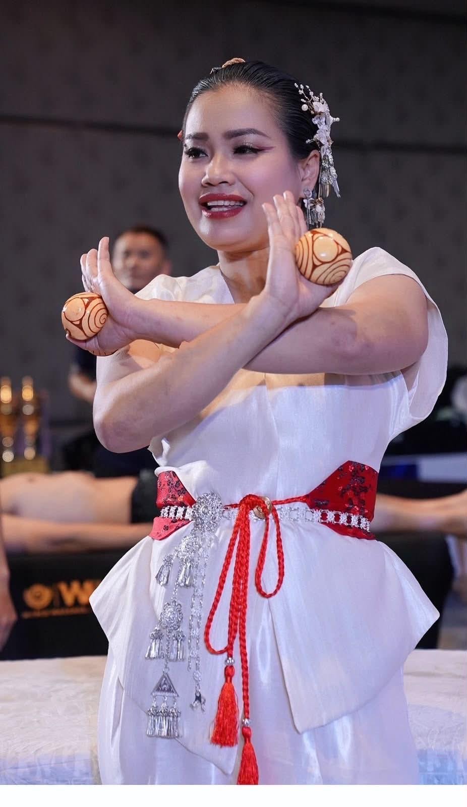Otomonai Wanjai (Kru Meow)